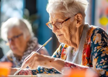 Los centros de mayores de Alcalá activan una programación trimestral con cultura, formación y actividades intergeneracionales