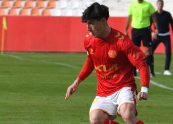 El Villarreal ‘pesca’ en El Val y se lleva a Nico Sánchez tras brillar en la primera mitad de curso