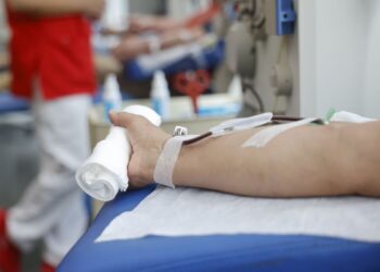 La alerta roja por falta de sangre se prolonga con varios grupos en niveles críticos de reserva