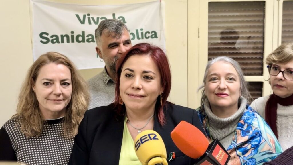 Rosa Romero denuncia “persecución por sus ideas” tras su reprobación en el Pleno y rechaza retractarse por la polémica de la Cabalgata 1 rueda de prensa rosa romero