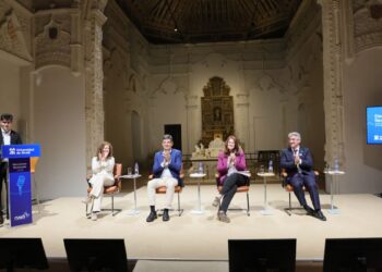 Los cuatro candidatos al Rectorado de la UAH debaten en San Ildefonso en pleno arranque de campaña electoral