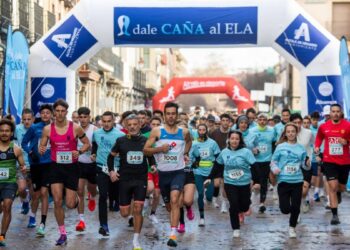 La Carrera Solidaria Dale Caña al ELA moviliza a 2.700 personas en su segunda edición por el centro de Alcalá