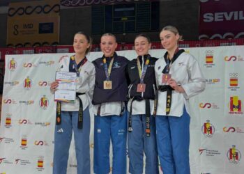 Carolina Escolar logra la plata por equipos y el bronce individual en el Nacional de Poomsae por autonomías en Sevilla 3 Carolina Escolar logra la plata por equipos y el bronce individual en el Nacional de Poomsae por autonomías en Sevilla