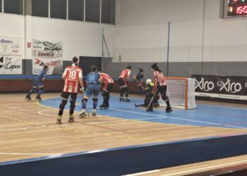 El Alcalá Hockey vence en Ponteareas y se mantiene a tres puntos del ascenso tras una jornada clave