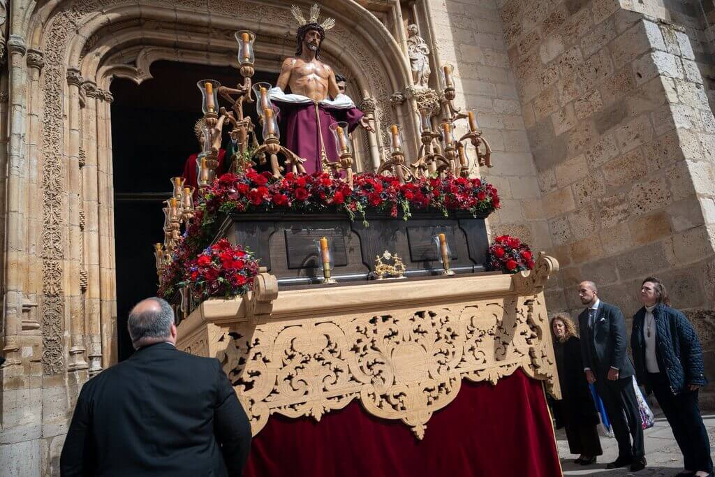 domingo de ramos Jesus Despojado y la Virgen de la Paz 13