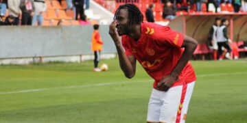 Koné firma un ‘hat-trick’ decisivo y el Alcalá tumba al Socuéllamos (3-1) en El Val