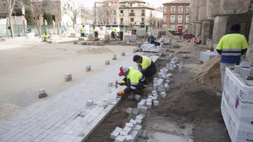 obras plaza santos ninos