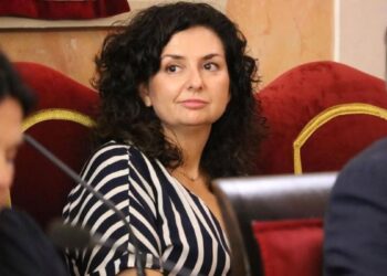 El PP señala a Rodríguez Palacios tras la dimisión de Blanca Ibarra en el PSOE de Alcalá