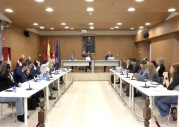 Más Madrid afea a PP y Vox que rechacen condenar los bombardeos sobre civiles en Irán