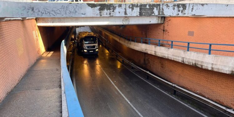 tunel calle torrelaguna tuberia