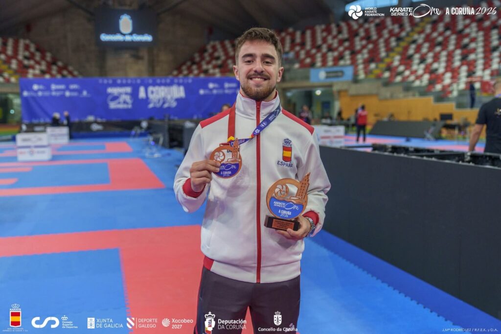 01A6C6DD 608F 444D 9EE9 E3694F5DC2CB