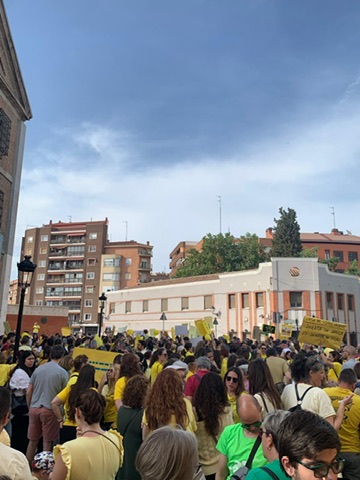 DE1F60ED 50F1 437B 944B 02066E4BF2F6 4 5005 c