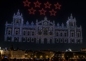 La Comunidad de Madrid celebrará el 2 de Mayo con un espectáculo gratuito de 1.000 drones