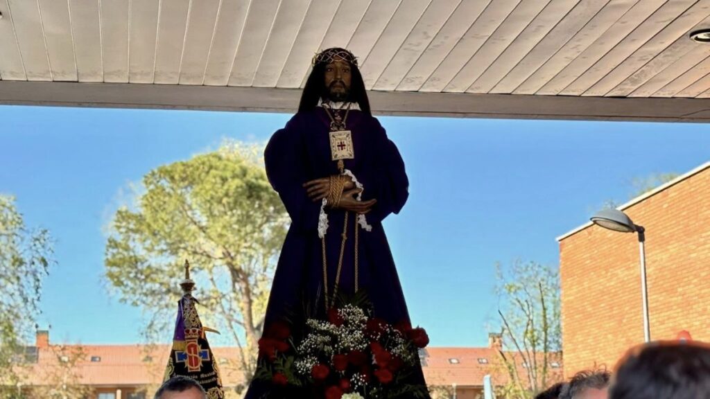 La procesión del Martes Santo regresa a la Residencia Francisco de Vitoria y consolida una tradición recuperada tras la pandemia 1 Nuestro Padre Jesus Nazareno de Medinaceli