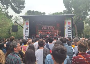 Sesión Vermú arrancó en el Parque O’Donnell con conciertos y reuniendo a bandas emergentes y consolidadas en Alcalá