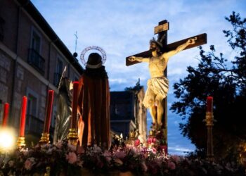 El Viernes Santo reunirá en el centro tres procesiones y los Santos Oficios en una de las jornadas clave de Semana Santa