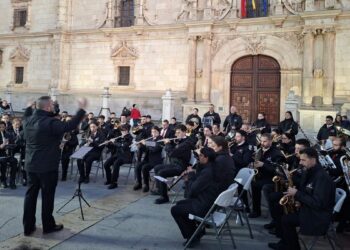 La Banda de Palio de Juventudes Musicales reúne a cientos de personas en la IV Muestra de Música Procesional