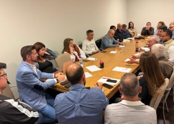 La militancia del PSOE de Alcalá pide una asamblea urgente para elegir una nueva dirección