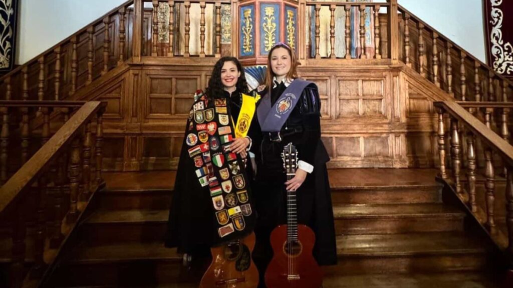 mujeres tunas premio cervantes