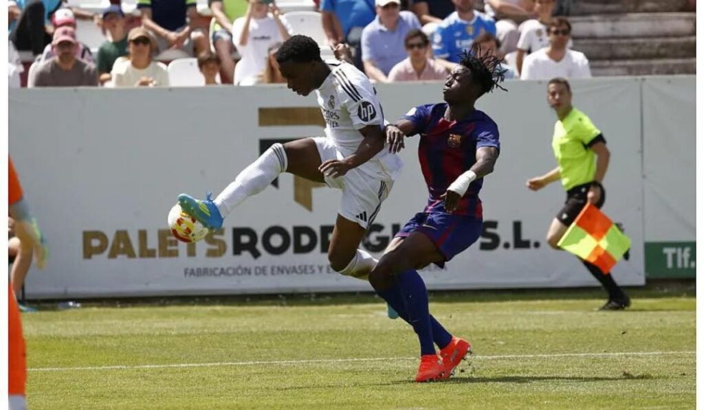 El Val reúne al mejor fútbol juvenil nacional en una Copa de Campeones con sabor a clásico 1 Partido futbol VAL