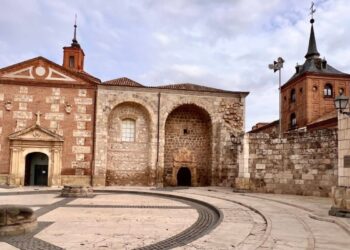 Las obras de mejora del pavimento cortarán la salida hacia Rodríguez Marín desde la Plaza de Cervantes
