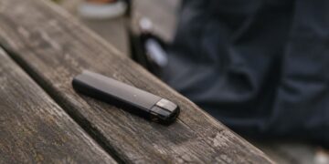 El Príncipe de Asturias alerta del aumento del vapeo entre jóvenes pese al descenso del tabaco tradicional