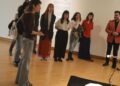 La exposición ‘Veoveo: un margen habitado’ reúne en Santa María La Rica obras sobre la vida en las periferias