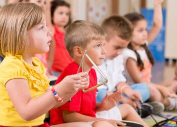 La Comunidad de Madrid abre el plazo de las becas infantiles para el curso 2026/27 con ayudas de hasta 283 euros al mes