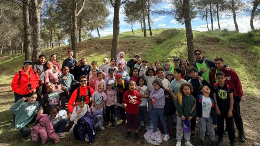 Colectivo CAJE impulsa una campaña solidaria para financiar actividades de verano a menores en situación vulnerable 1 colectivo caje