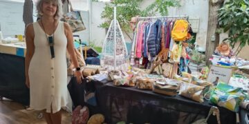 Un nuevo mercadillo solidario de Café Pendiente Alcalá incorporará cojines terapéuticos artesanales