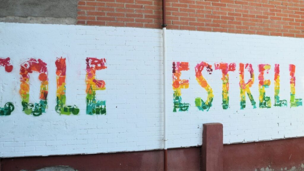 mural colegio manuel azana