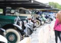 Vehículos anteriores a 1940 salen de Alcalá en una ruta de coches de época por la Comunidad de Madrid