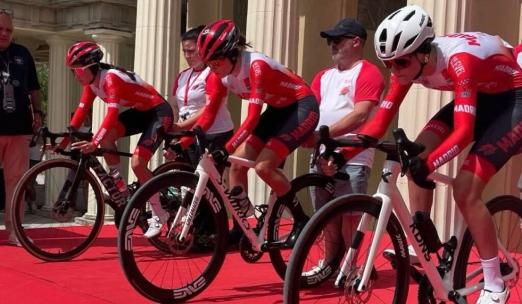 Dos ciclistas alcalaínos suman tres medallas nacionales para Madrid en el Campeonato de España Escolar 1 Competicion
