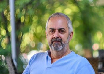 Emilio Silva lleva a Diógenes ‘Nébeda’, una novela sobre memoria, exilio y silencios heredados