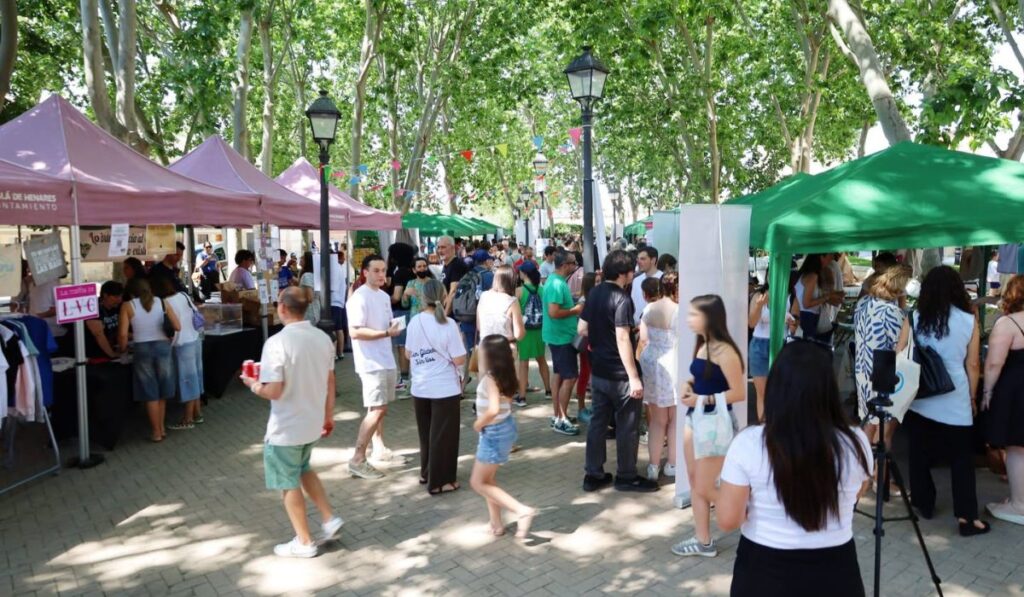 La Feria de Obradores Sin Gluten llenó la Plaza de Palacio con panadería, repostería y actividades divulgativas 1 Feria Gluten