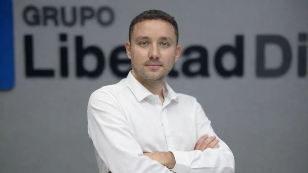 Lo que no se ve en la radio: el oficio invisible que Javier García Romero lleva al papel 1 Javier Garcia Romero