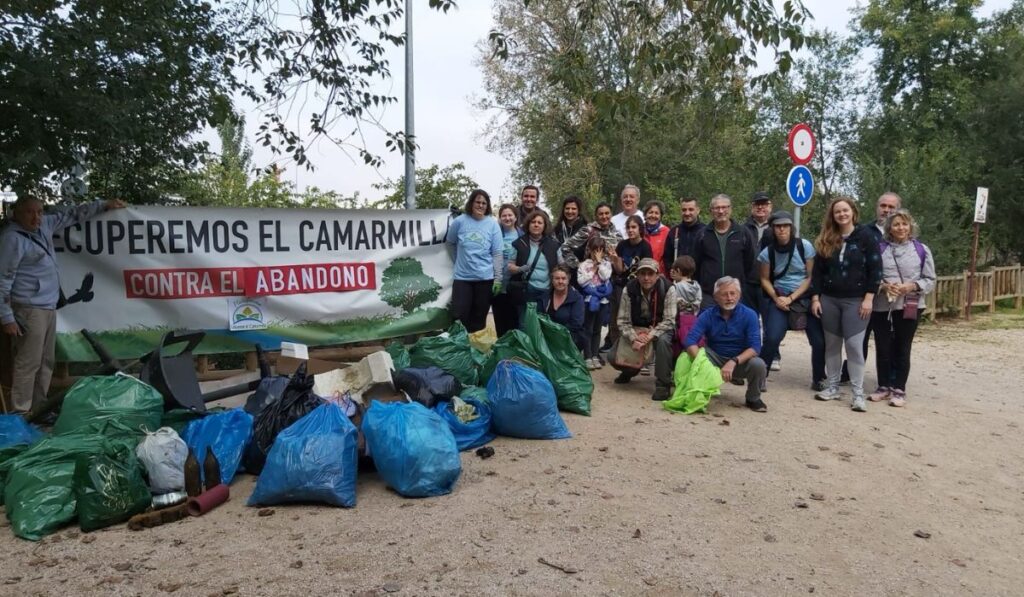 La Plataforma Salvemos el Camarmilla reclama medidas contra los vertidos antes de renaturalizar el arroyo 1 Recuperar camarmilla