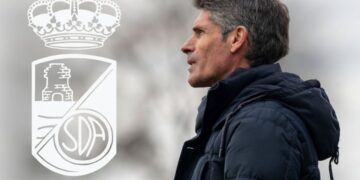 Vivar Dorado seguirá al frente de la RSD Alcalá tras el ascenso y la permanencia en Segunda RFEF