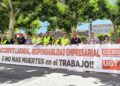 Los sindicatos se concentran en la plaza de Cervantes tras la muerte de un trabajador en una obra 8 Los sindicatos se concentran en la plaza de Cervantes tras la muerte de un trabajador en una obra