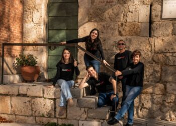 ‘Dos pasos entre lo que fuimos y lo que somos’ recupera el humor y la picaresca de Lope de Rueda en el Hospital de Antezana