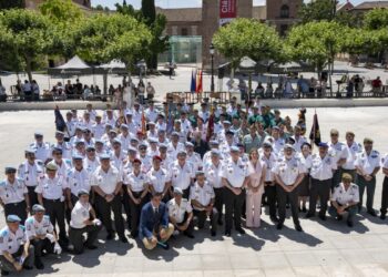 Alcalá de Henares acoge el Encuentro Nacional de Cabos Primeros con un desfile en la plaza de Cervantes