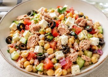La cena fría de verano que se prepara en diez minutos y evita encender la cocina