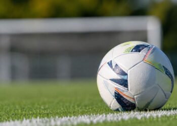 El PSOE denuncia cinco meses de impagos a los clubes que gestionan escuelas deportivas
