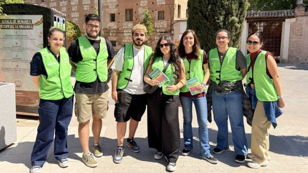 Más Madrid Alcalá saldrá este sábado a hablar con vecinos dentro de su campaña puerta a puerta 1 mas madrid puerta a puerta