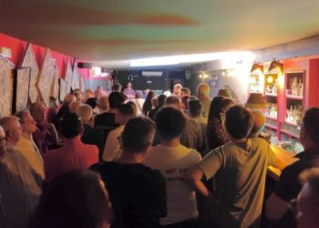 Más de 300 militantes del PSOE de Alcalá elevan sus firmas a Ferraz contra la prórroga de la Gestora