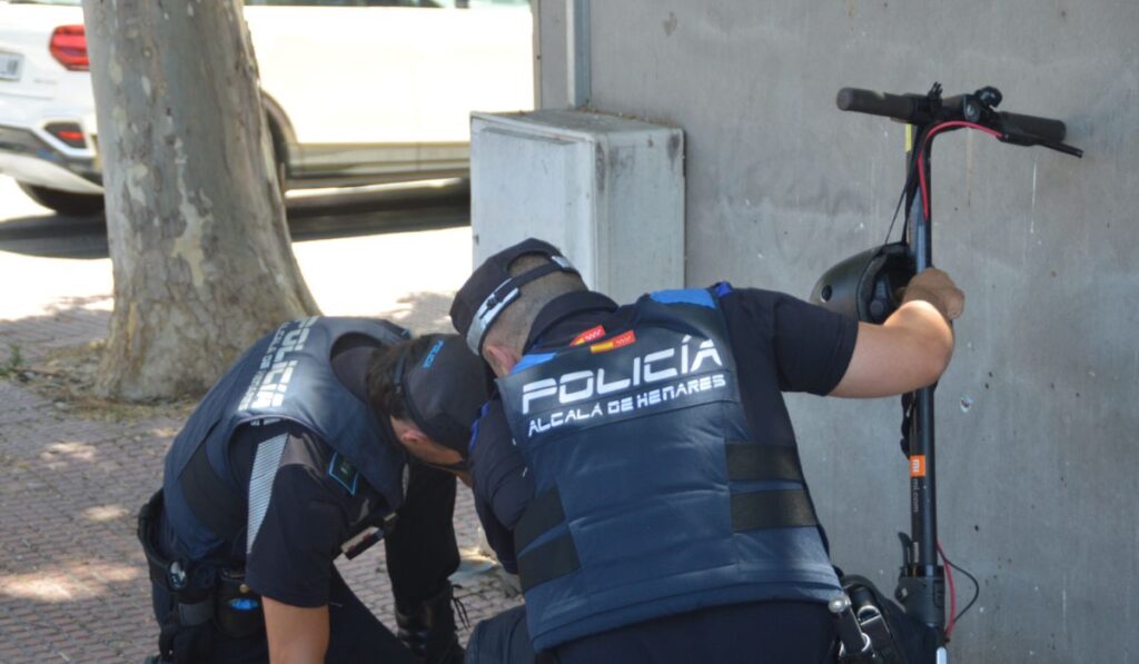 La Policía Local intensifica el control de patinetes tras detectar un alto incumplimiento de la normativa 1 Policia Local