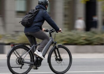 Las ayudas para comprar una bicicleta eléctrica o retirar un coche antiguo que pueden pedir los vecinos de Alcalá