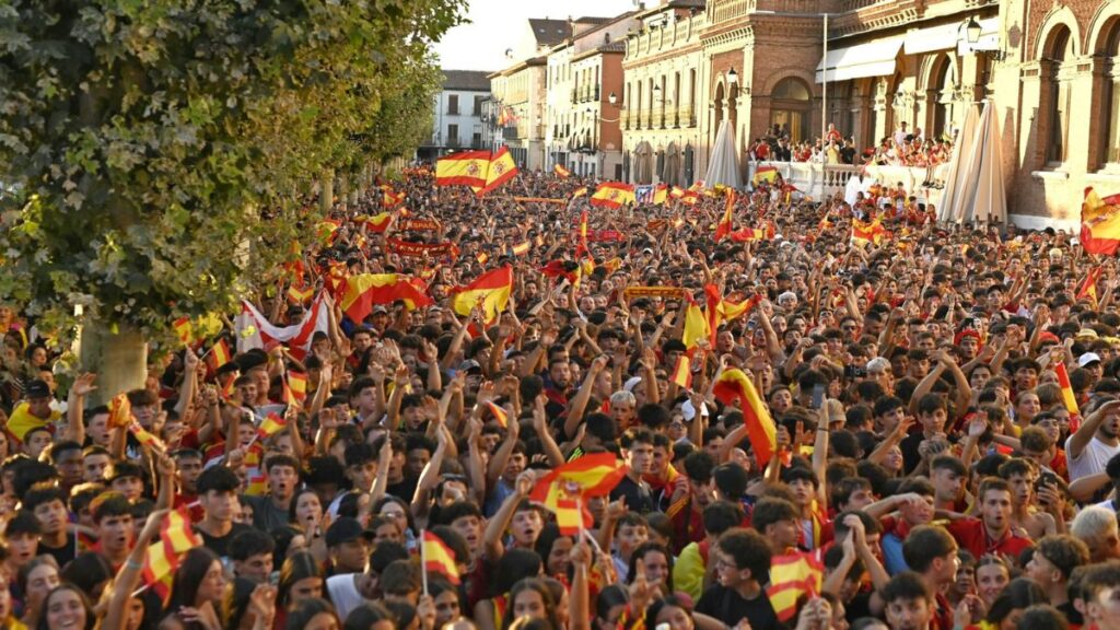 El PP acusa a VOX de votar contra la pantalla gigante para la final del Mundial 1 espana plaza cervantes