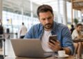 Una nueva campaña alerta sobre las estafas digitales del verano y el riesgo de usar redes wifi públicas