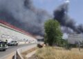Un incendio junto a la línea Madrid-Barcelona suspende la alta velocidad entre Mejorada del Campo y Alcalá de Henares